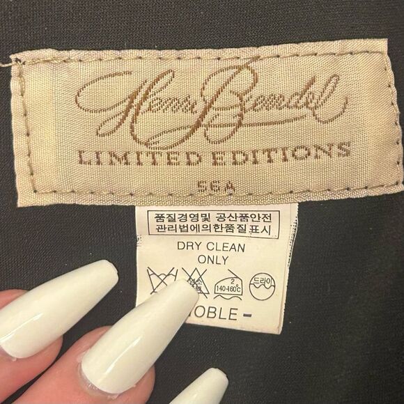 Henri Bendel Black Straight & Pencil Skirt Size 56A Floral Lace Limited Edition - Picture 10 of 11